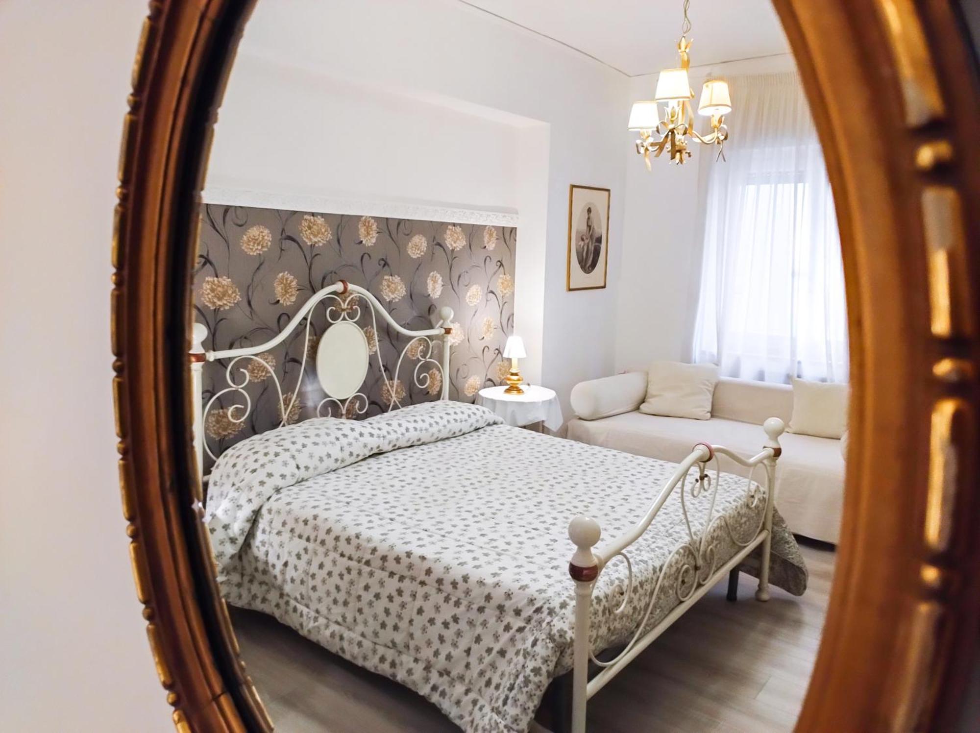 Casa Alessandro Napoli Esterno foto